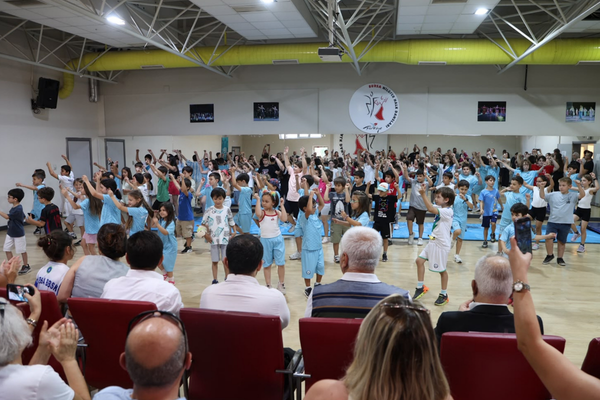 Nilüfer’de 90 çocuk sertifikalarını aldı