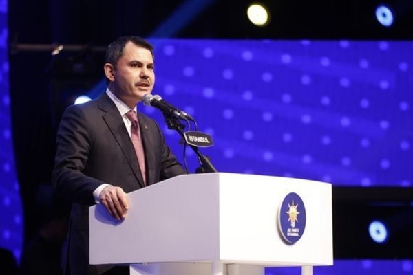 Bakan Kurum, AK Parti Erzurum Heyeti ile bir araya geldi