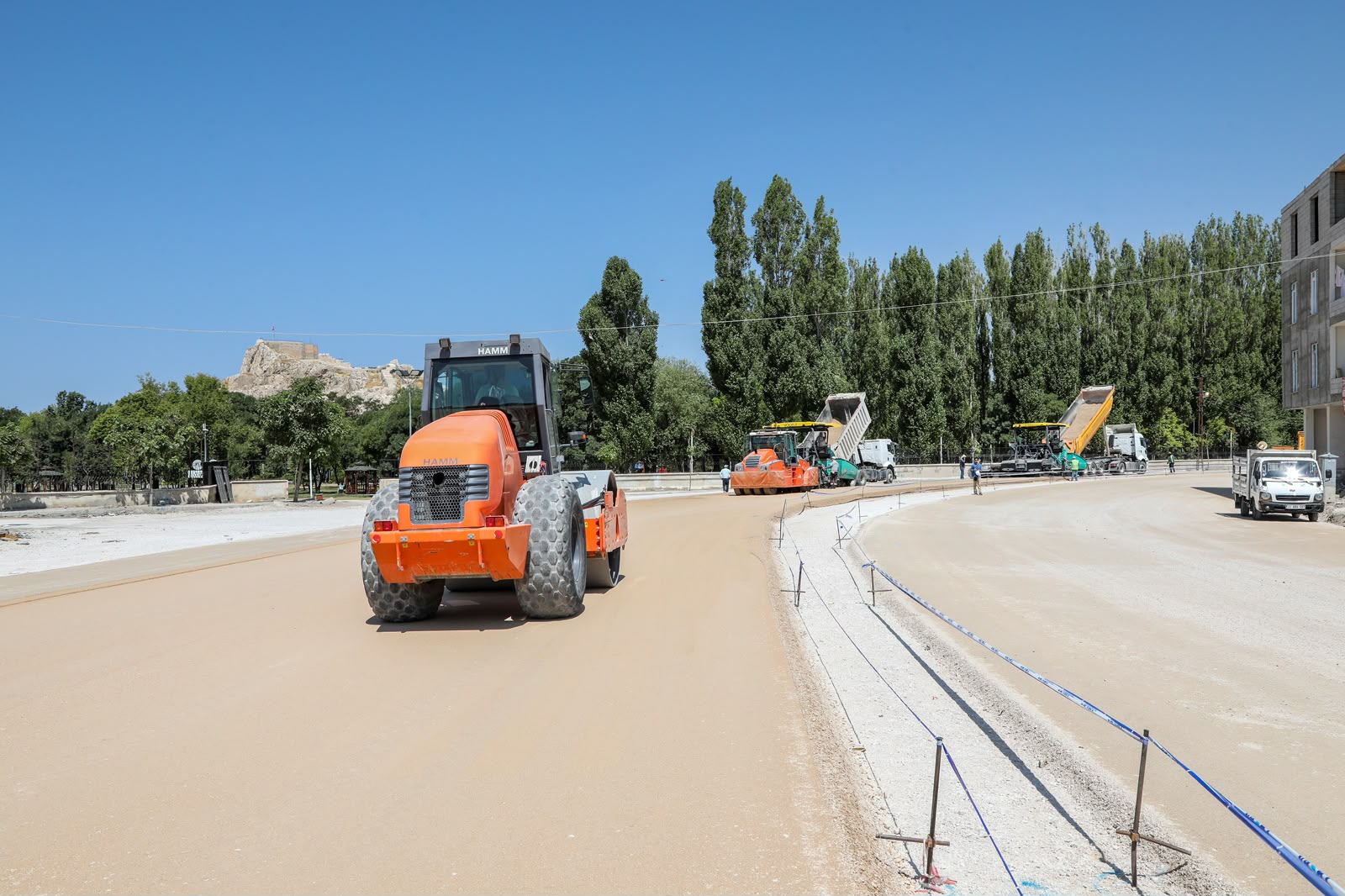 Hatuniye Yolu ikinci etap çalışmalarında PMT serimi sürüyor
