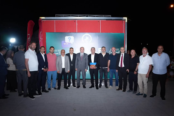 Başkan Özlü, “Mahalle Sohbetleri” programında vatandaşlarla bir araya geldi