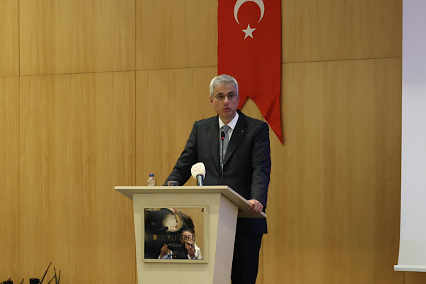 Memişoğlu, Trabzon’da tıbbi cihaz sektör temsilcileriyle bir araya geldi