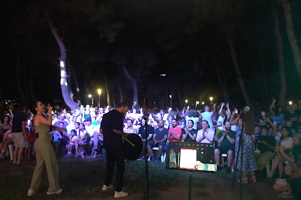 A Milli Kadın Voleybol Takımı’nın final maçı HayatPark’ta izlendi