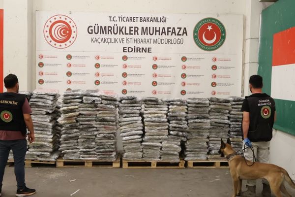 Kapıkule’de 1 milyar liralık uyuşturucu ele geçirildi