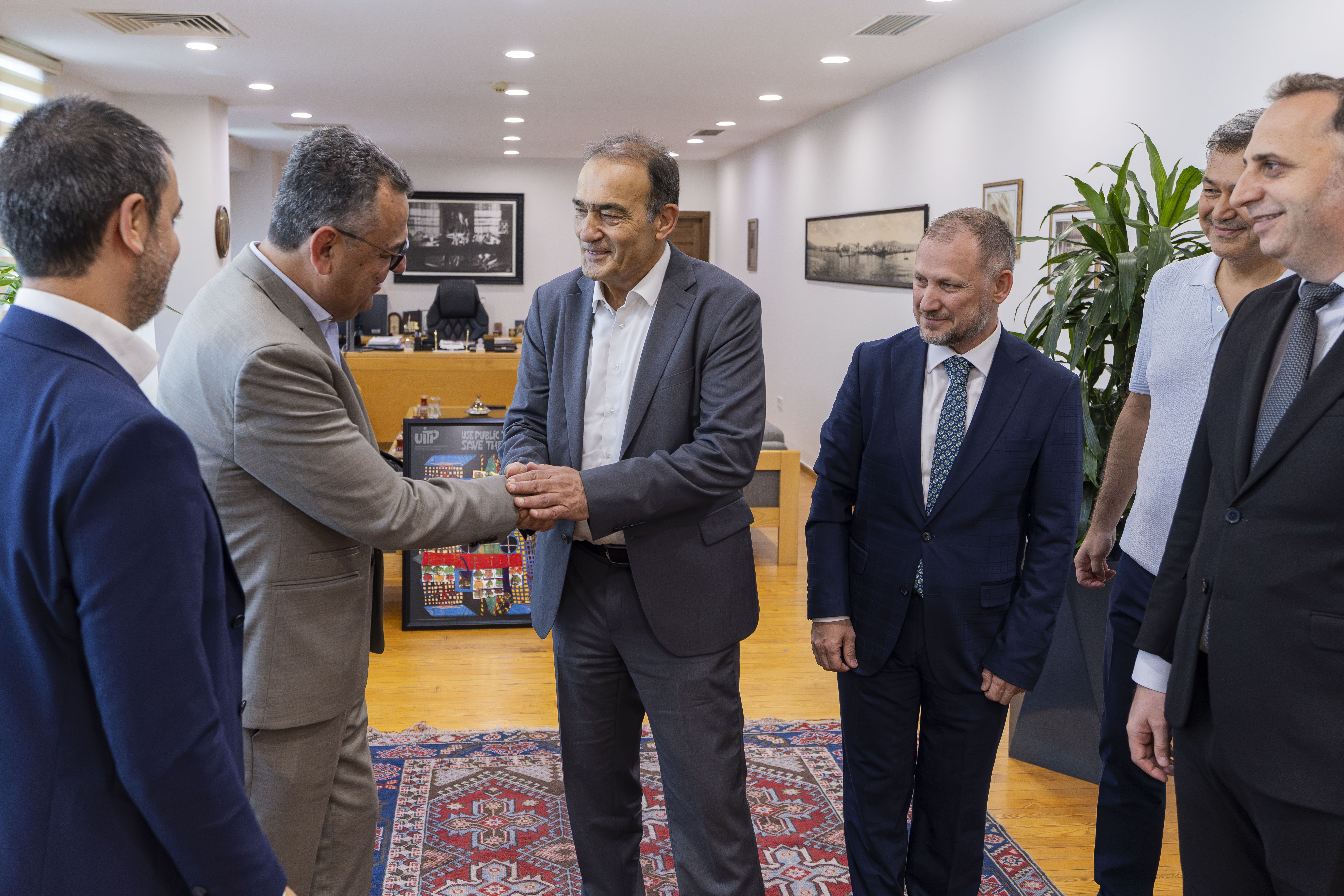 İzmir’in toplu ulaşım sistemi UITP toplantısında ele alındı