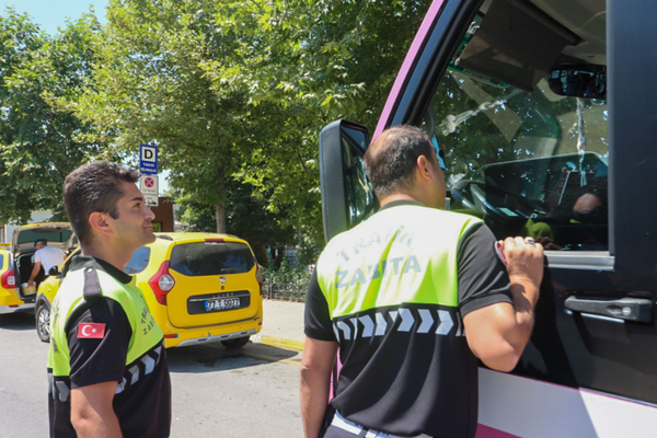 Yalova’da “M” plakalı minibüslere kapsamlı denetim