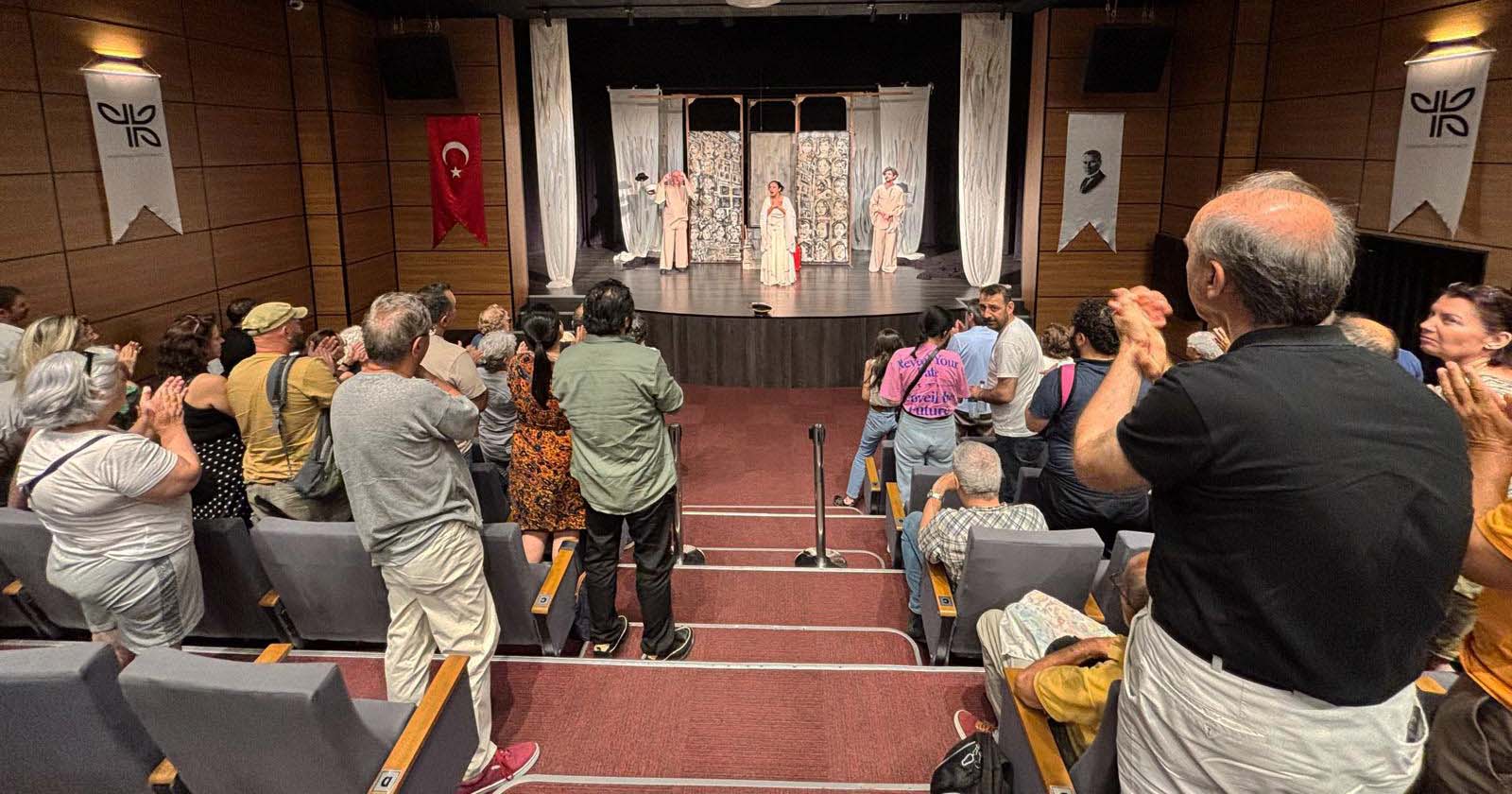 Maltepe’de Madımak Katliamı’nın 33’üncü yılı “Sivas’a Ağıt” oyunuyla anıldı