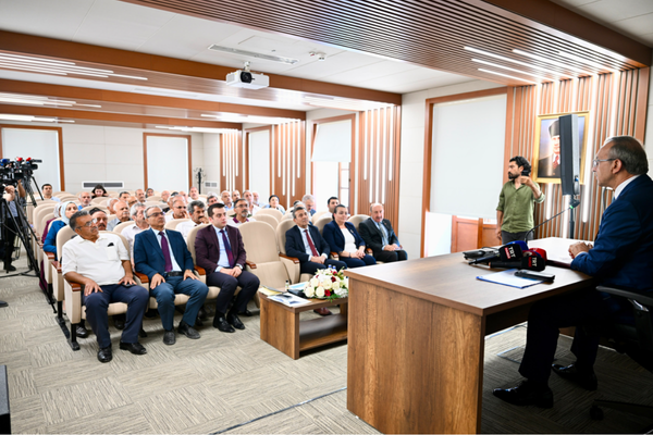 Malatya’da evde sağlık ve sosyal destek hizmetleri sürüyor