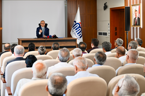 Malatya’da evde sağlık ve sosyal destek hizmetleri sürüyor