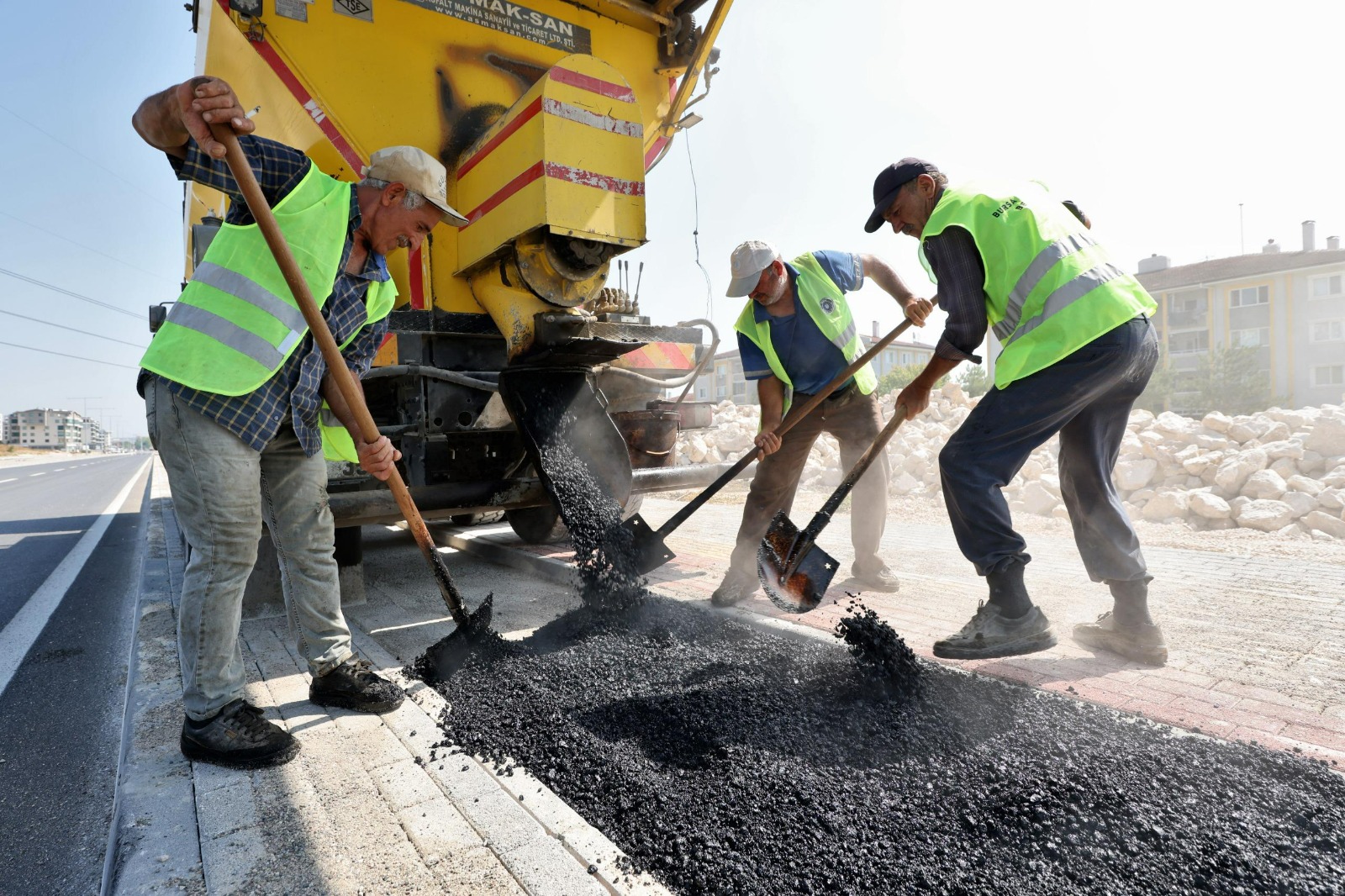 Bursa’da yenilenen Atlıçayır Bulvarı’na 800 metrelik bisiklet yolu