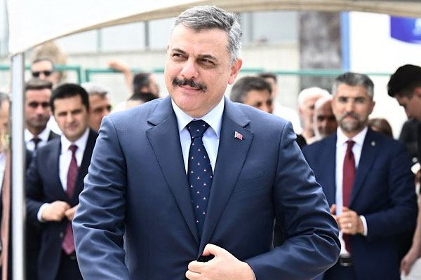 Çiftçi: Kur’an-ı Kerim ruhumuza dokunan eşsiz bir hidayet rehberidir