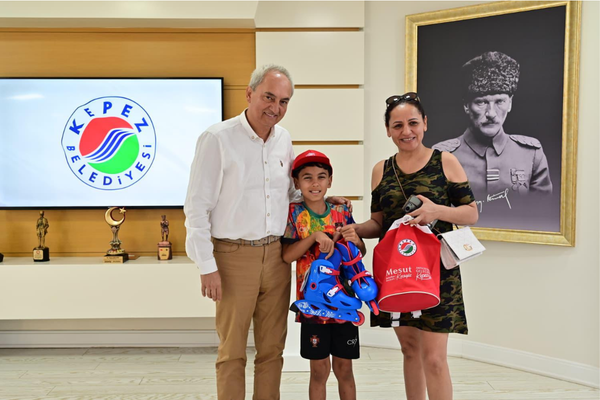 Kepez’de halk buluşmasında iletilen paten talebi karşılandı