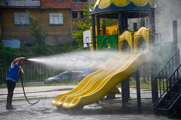 Giresun’daki parklarda temizlik ve bakım çalışmaları başlatıldı