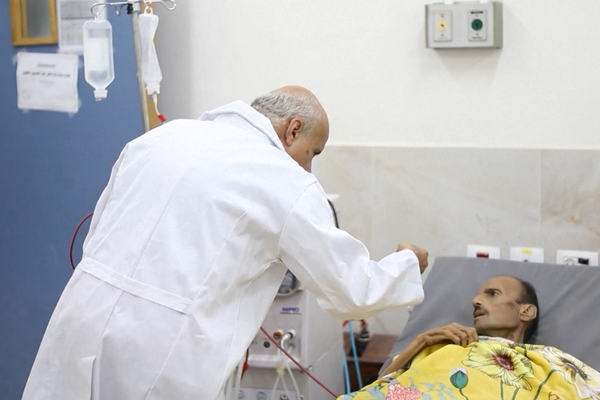 Gazze’de böbrek hastaları hayat kurtaran diyalize ulaşmakta zorlanıyor