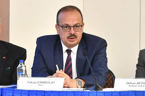 Vali Canbolat, Şahinbey Belediye Başkanı Tahmazoğlu ile görüştü