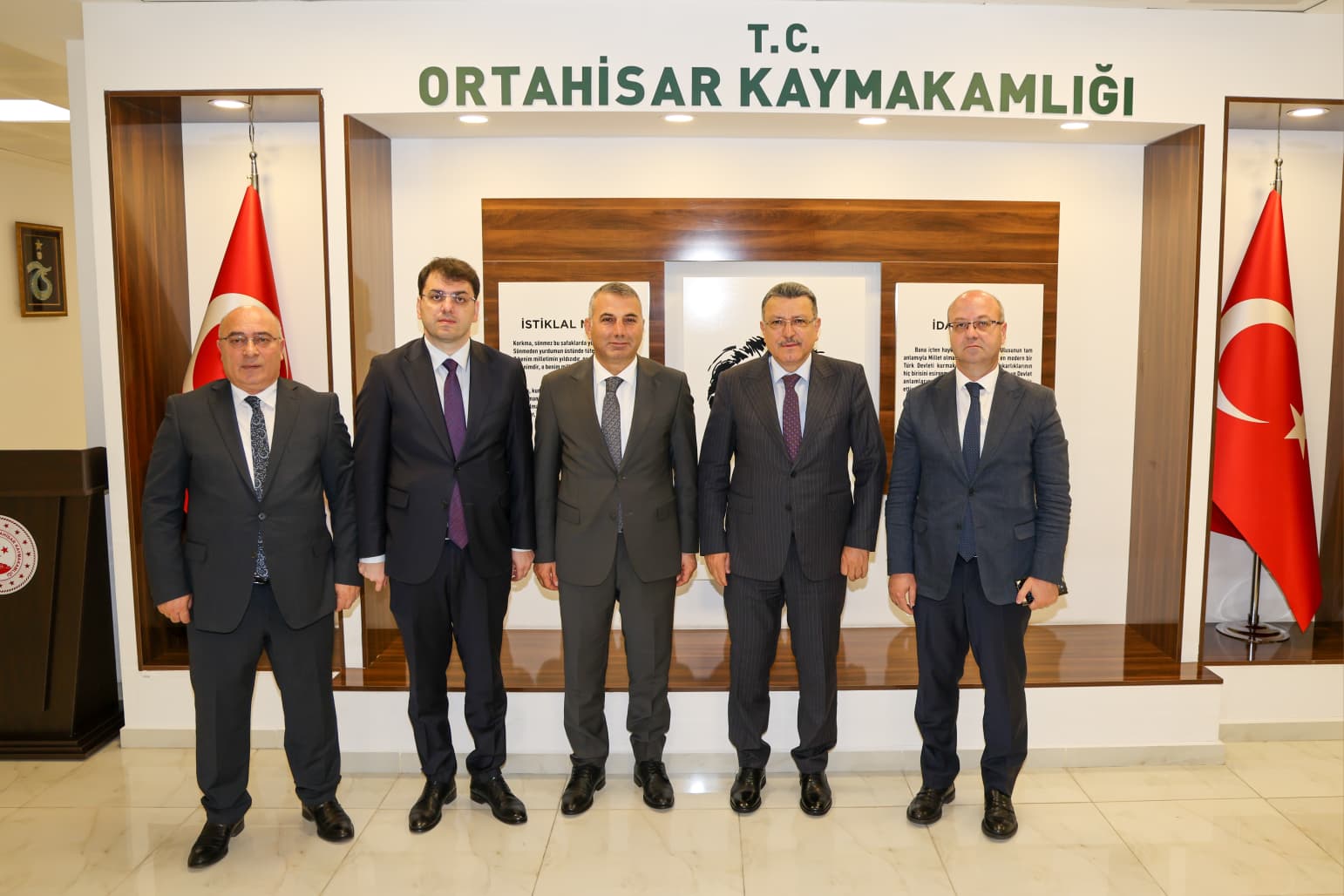 Başkan Genç’ten Ortahisar Kaymakamı Kotan’a hayırlı olsun ziyareti