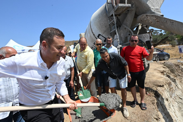 Akın, Avşa Cemevi’nin temel atma törenine katıldı