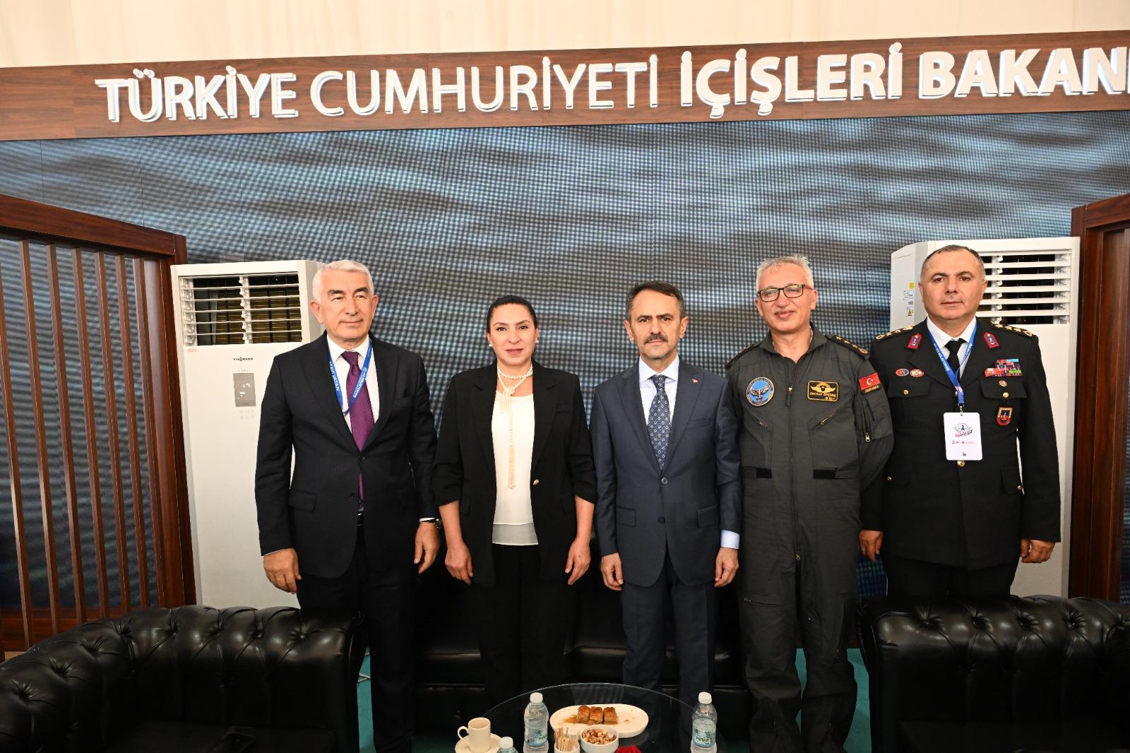Vali Aktaş, “TEKNOFEST Mavi Vatan” alanındaki İçişleri Bakanlığı stantlarını ziyaret etti