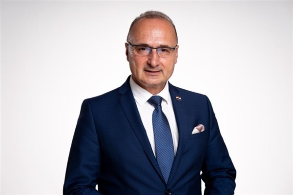 Radman’dan Ukrayna’ya destek mesajı