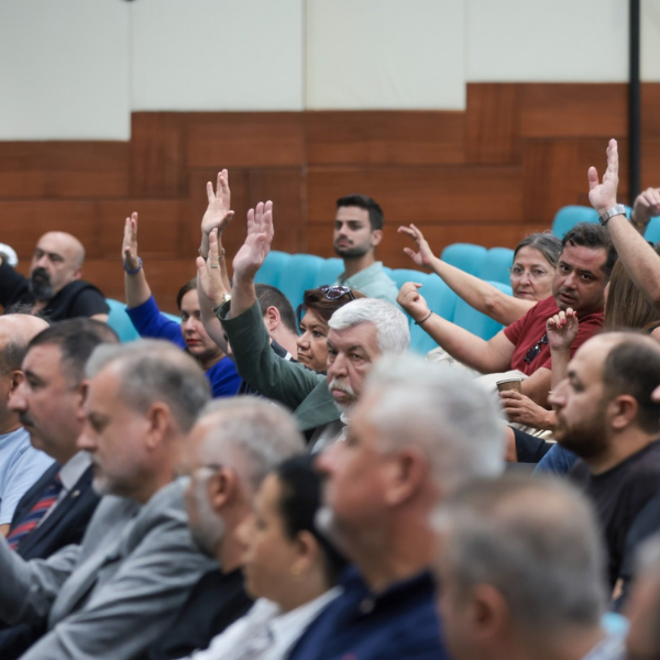 Konak Belediye Meclisi yeni komisyon üyelerini belirledi