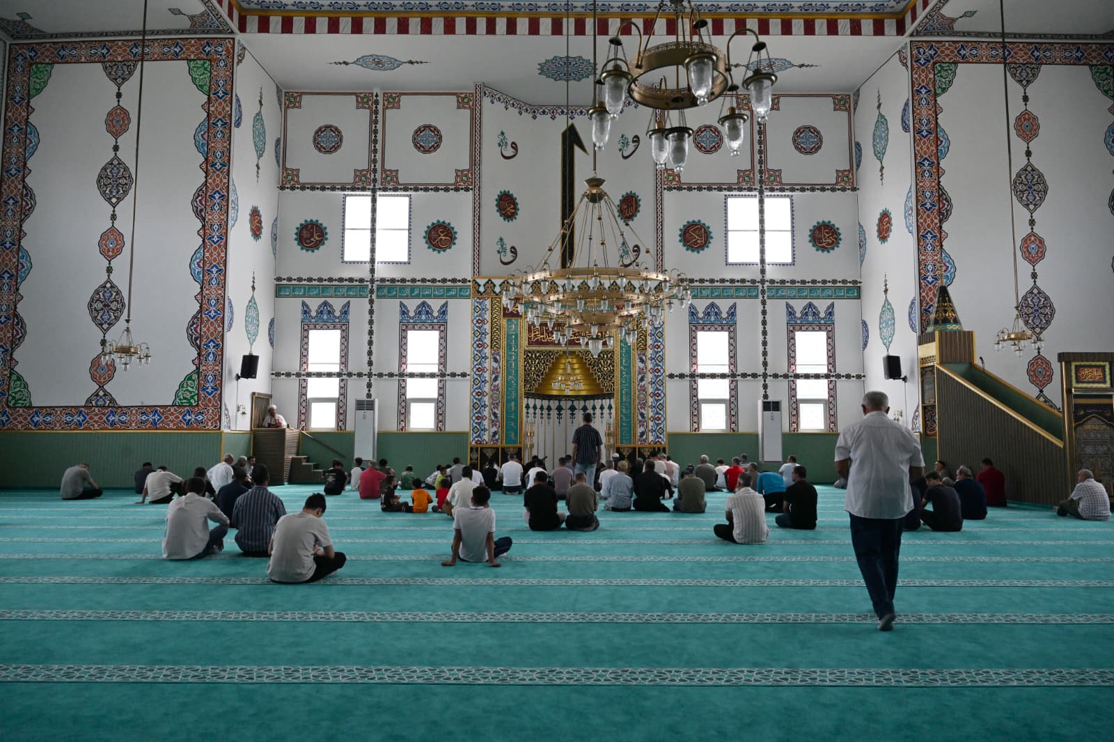 Vali Aktaş, İzmit Tepeköy Mahallesi’nde incelemelerde bulundu