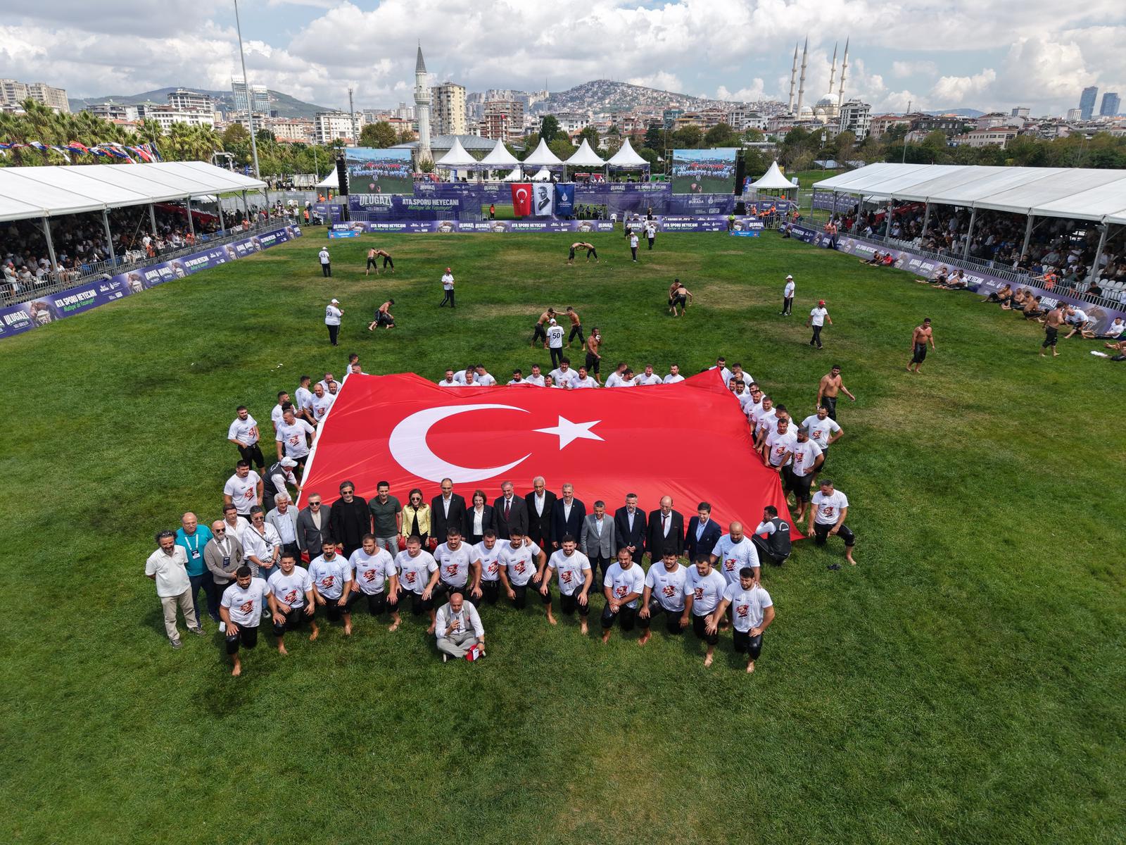 Atatürk’ün mirası Ulugazi Yağlı Güreşleri 6. yılında Maltepe’de