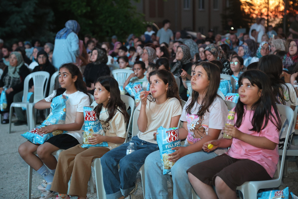 Başkan Altay: Sinema Günleri’nde 80 bin hemşehrimizle buluştuk