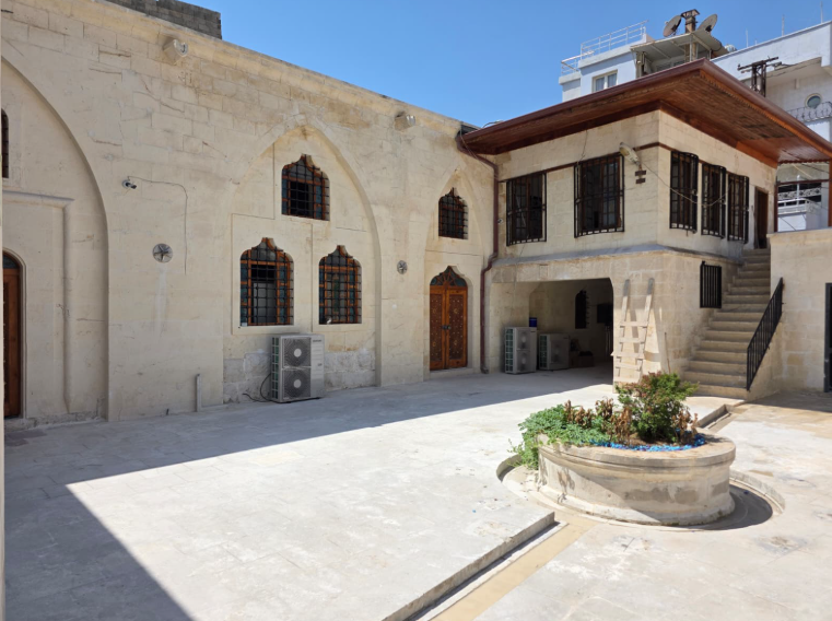 İki tarihi cami Mevlid Kandili’nde yeniden ibadete açılıyor