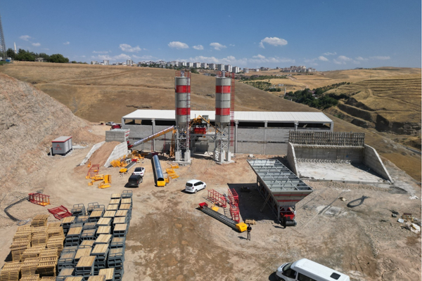 Siirt’te beton ve kilitli parke taşı üretim tesisi kuruluyor