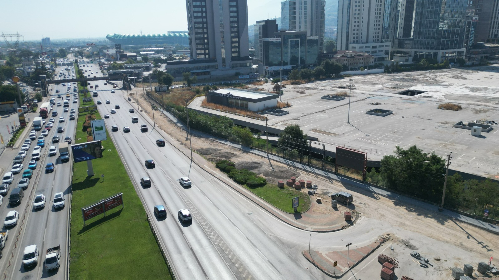 Bursa Liman Caddesi’nde yenileme çalışması