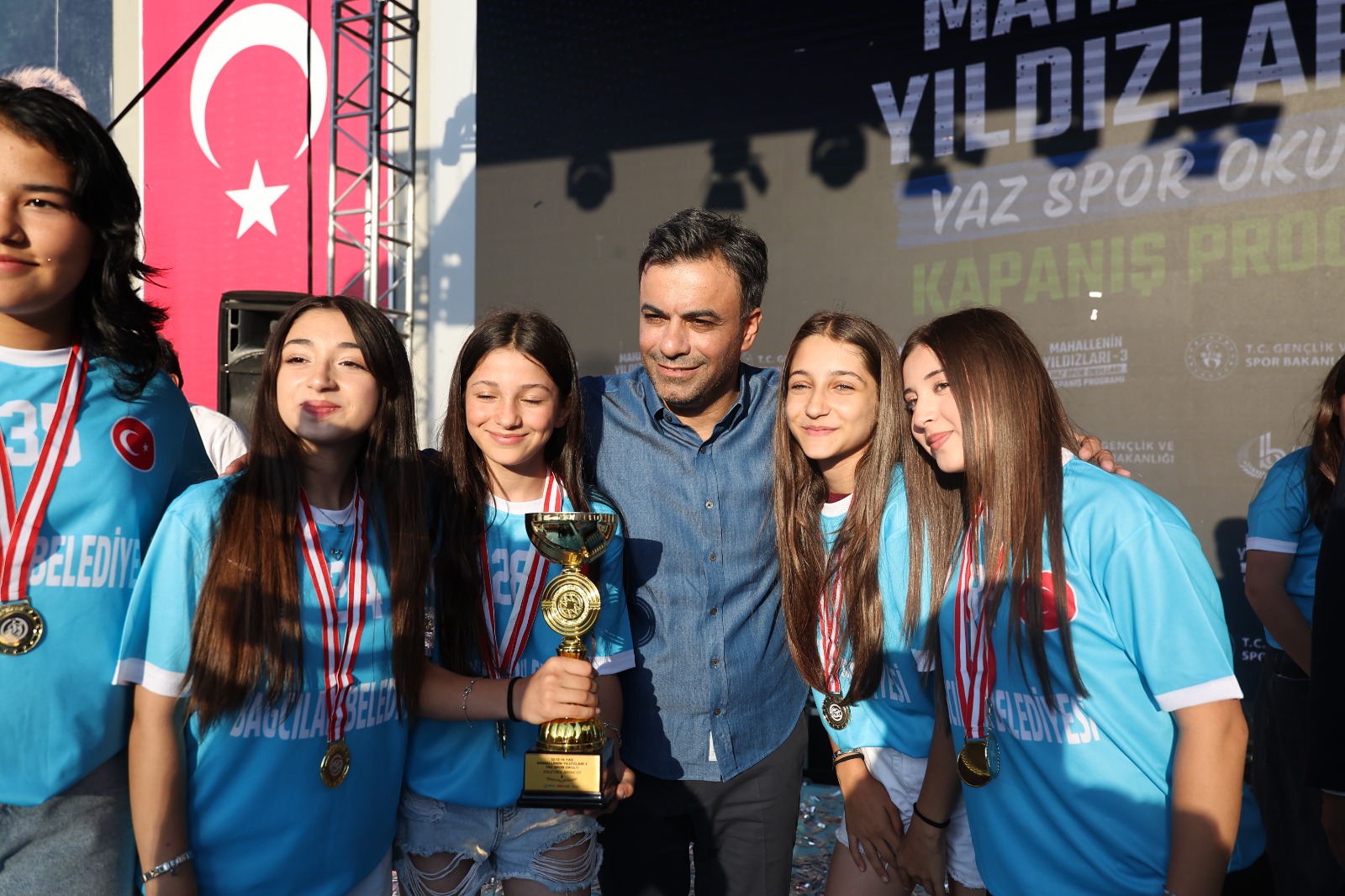 Bağcılar’da yaz spor okulları ve Mahallenin Yıldızları-3 sona erdi