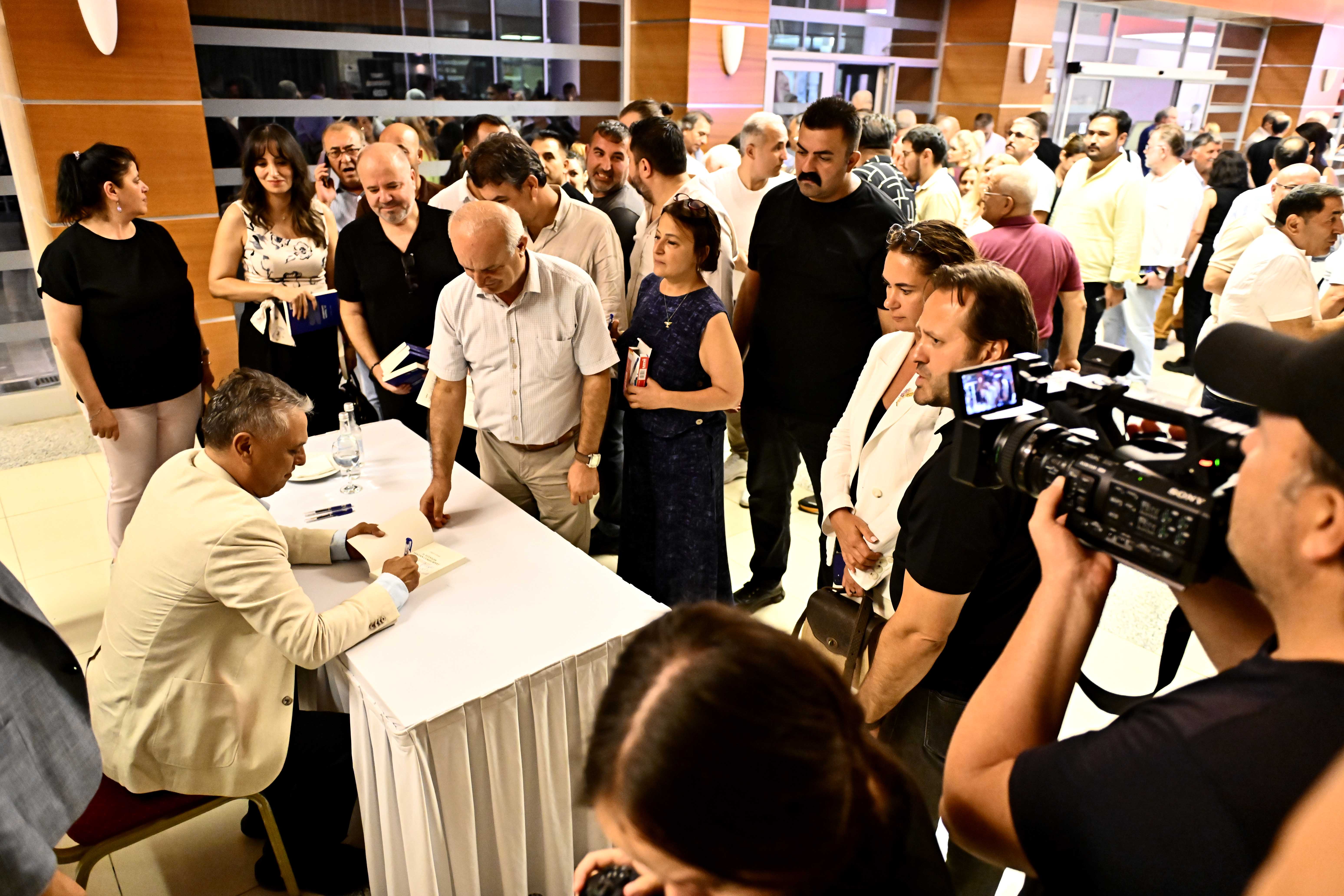 Uysal: Boş tartışmaları bırakmadan hiçbir yere varamayız