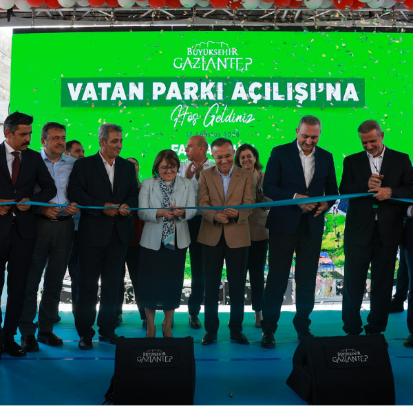 Gaziantep’te Vatan Mahallesi Parkı törenle hizmete açıldı