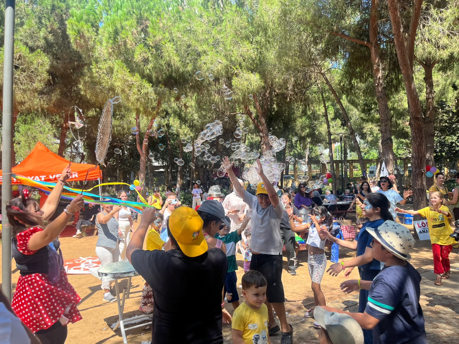 Lösev’den İstanbul’da büyük aile pikniği