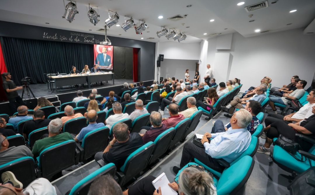 Başkan Mutlu: Konak’ta doğal gazı olmayan mahalle kalmasın diye gövdemizi ortaya koyduk