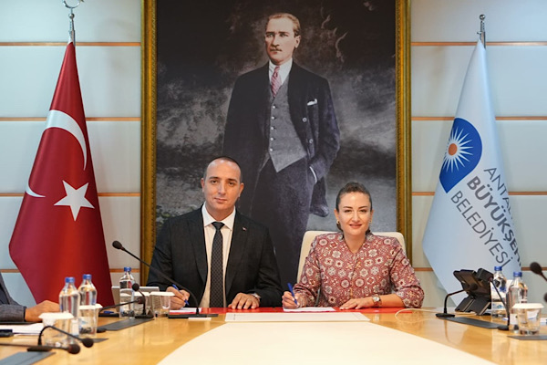  Konyaaltı ve Antalya Büyükşehir Belediyesi’nden asfalt çalışmaları için iş birliği