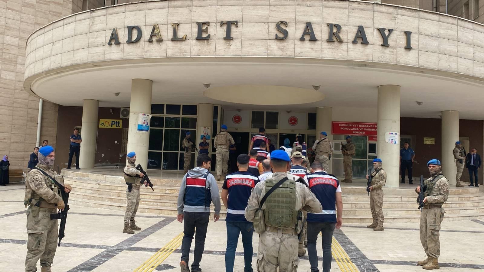 Şanlıurfa’da göçmen kaçakçılığı operasyonu