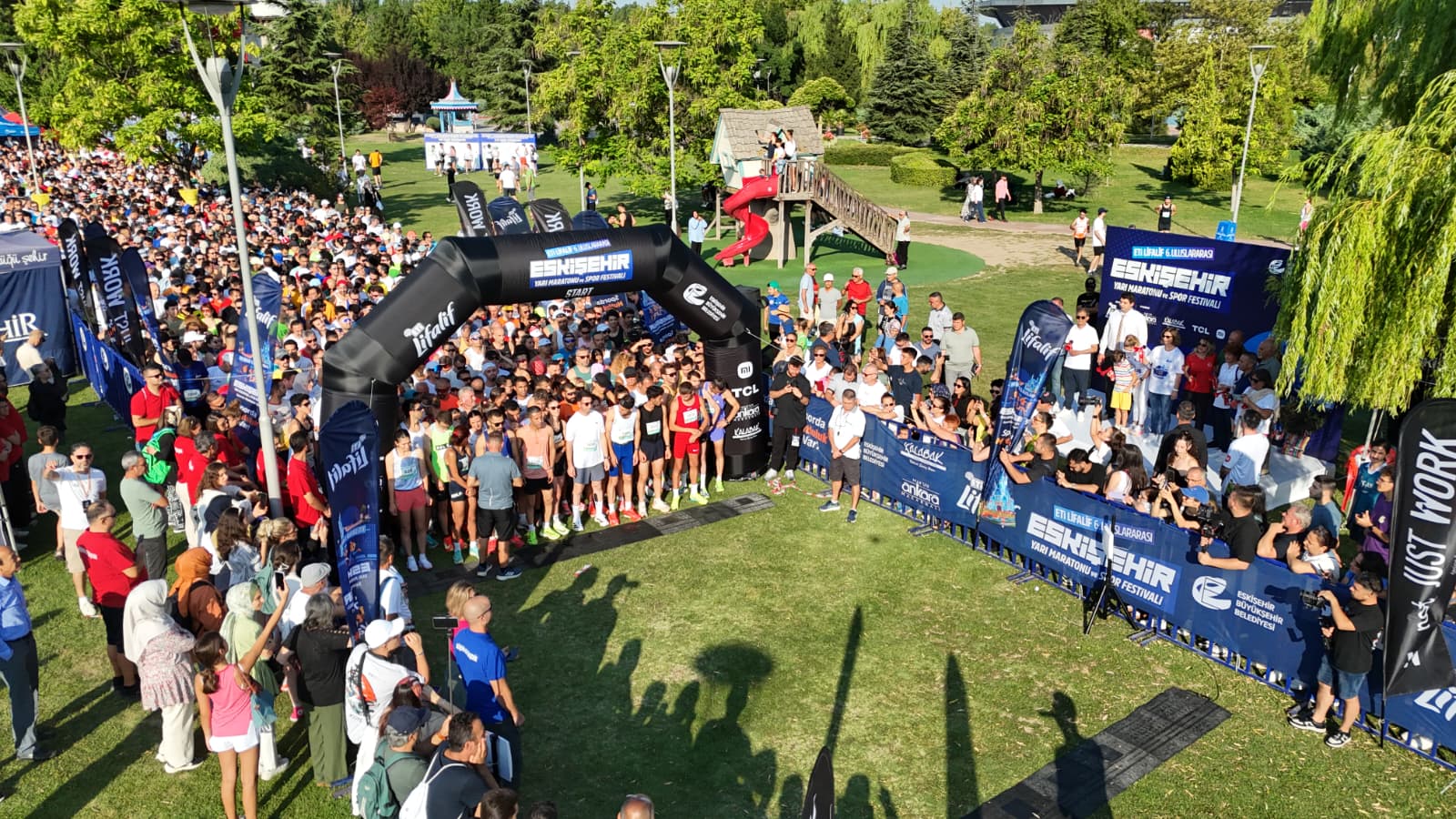 Başkan Ünlüce’den Eskişehir Yarı Maratonu için çağrı