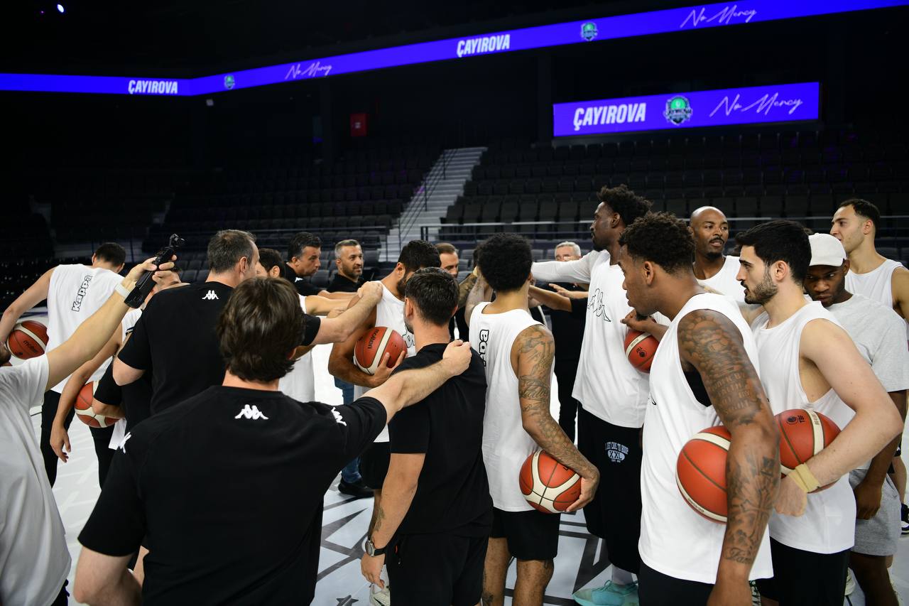 Çayırova Belediyesi Basketbol Takımı yeni sezonun ilk antrenmanını yaptı