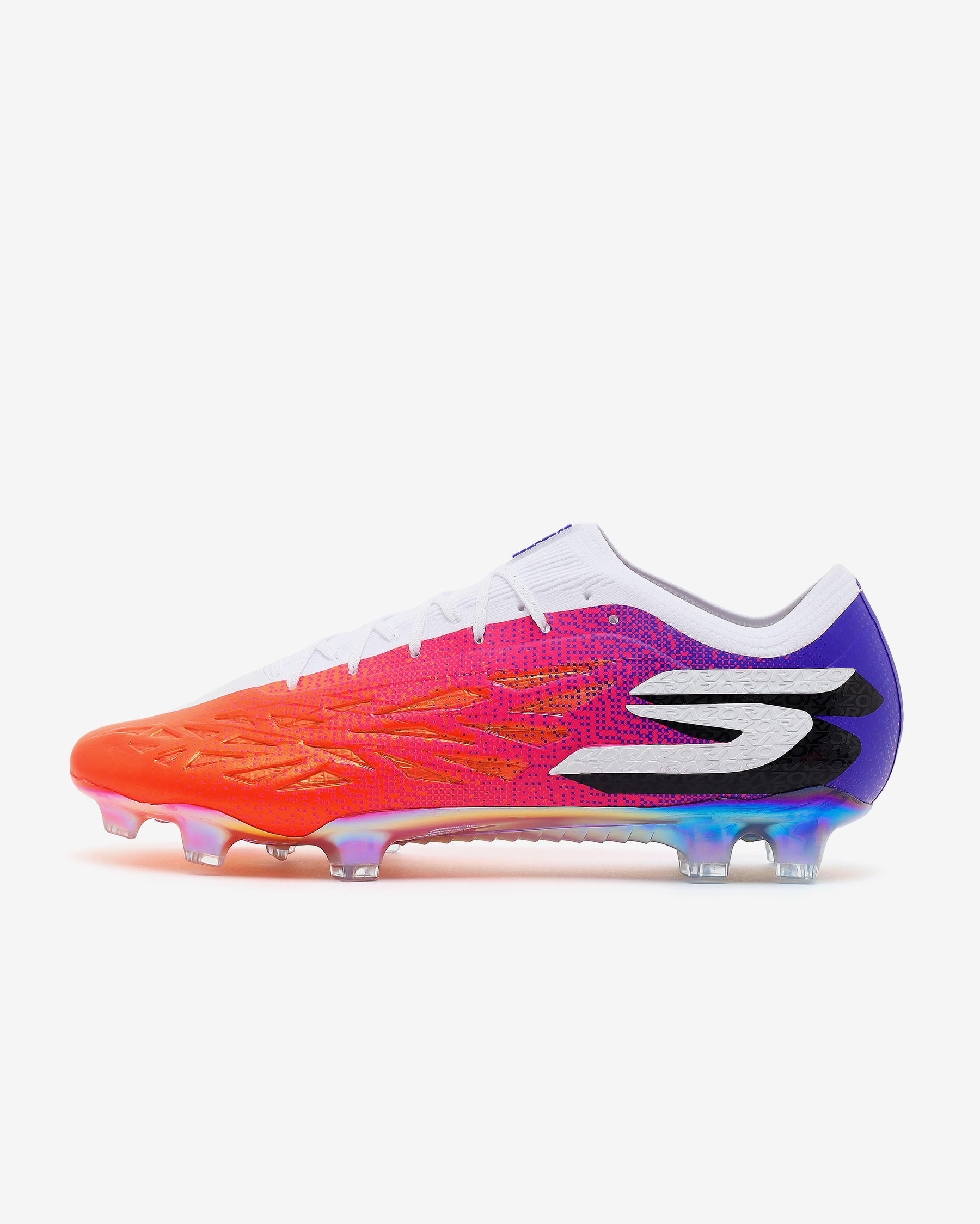 Skechers Football,“Sunset Pack” koleksiyonu ile yeşil sahalara konfor katmaya devam ediyor