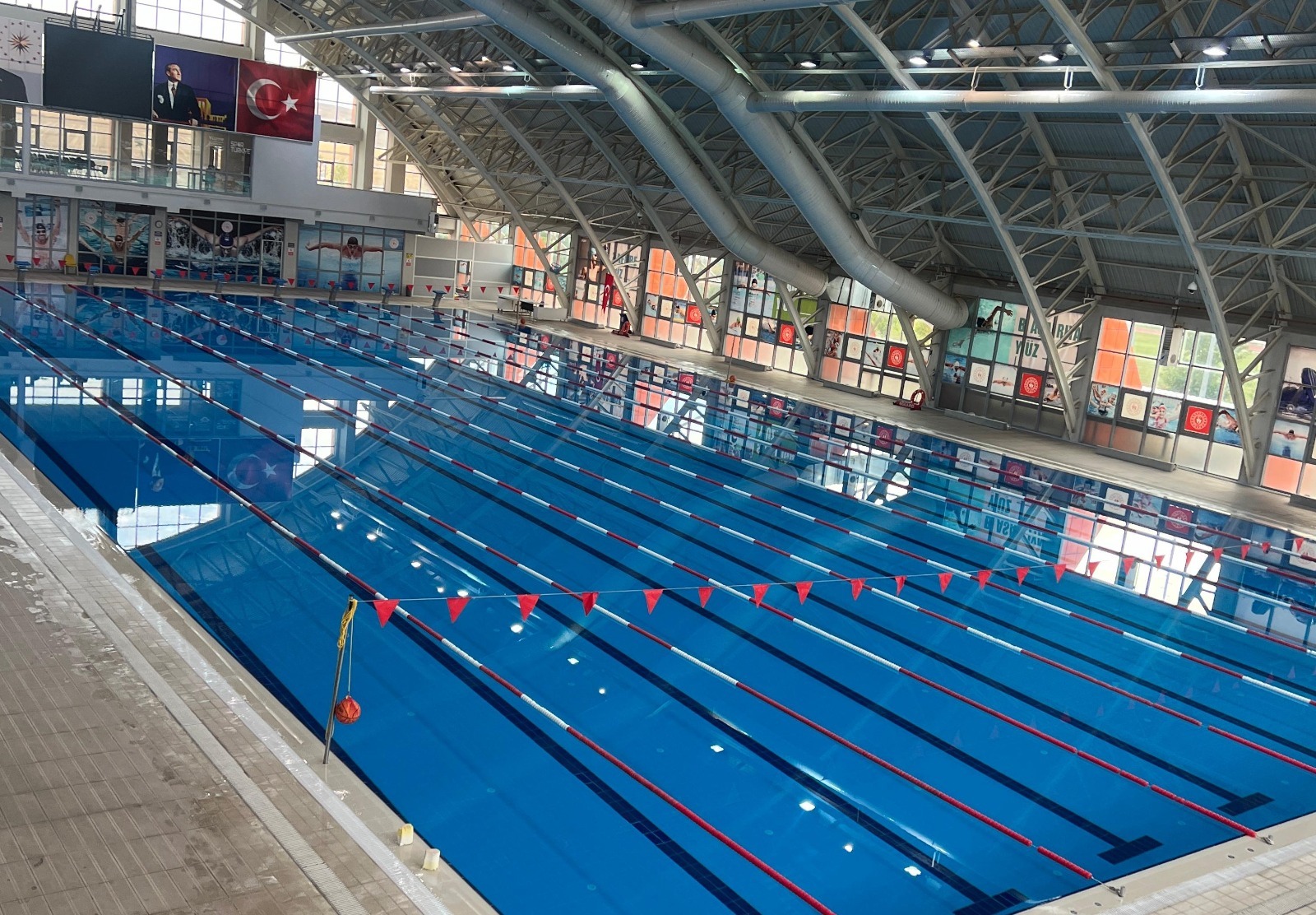 Batman’da Olimpik Yüzme Havuzu sağlık denetimlerini başarıyla geçti