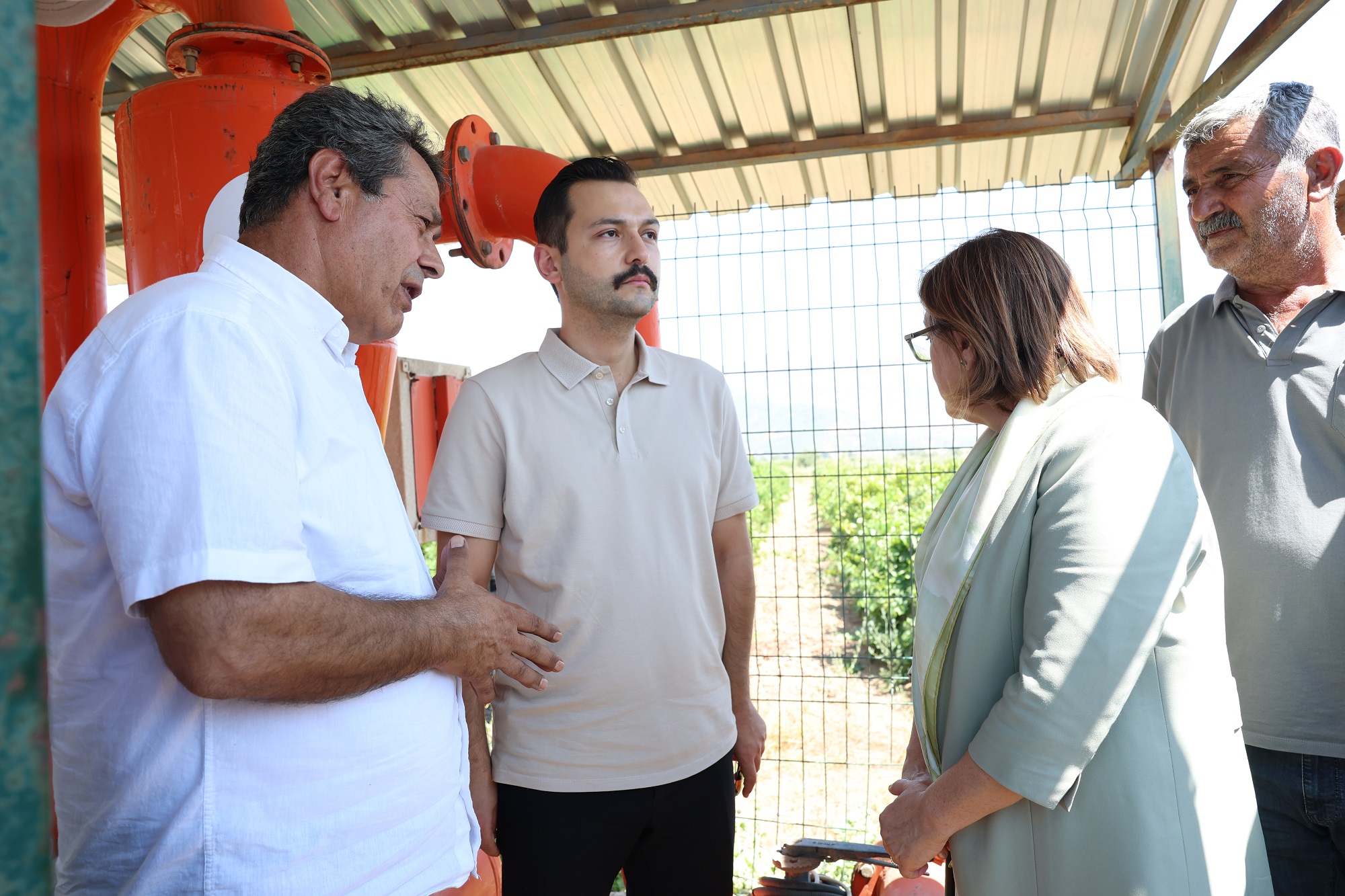 Başkan Şahin: Çiftçimizin cebi rahatlayınca şehir ekonomisi rahatlayacak