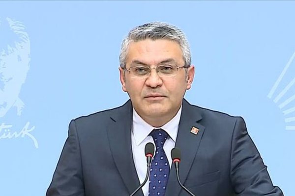 Bakan Ersoy’un açtığı 5 kuruşluk tazminat davasında Salıcı’ya ödeme kararı