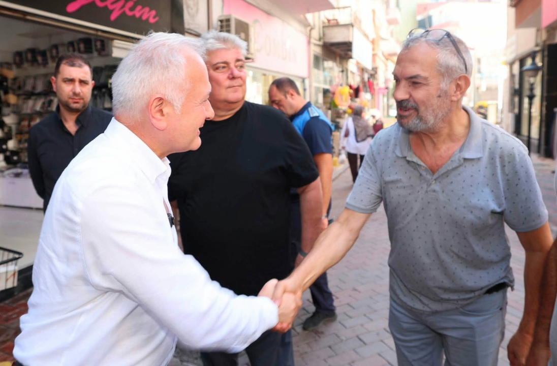Başkan Çalık, esnafla kahvaltıda buluştu