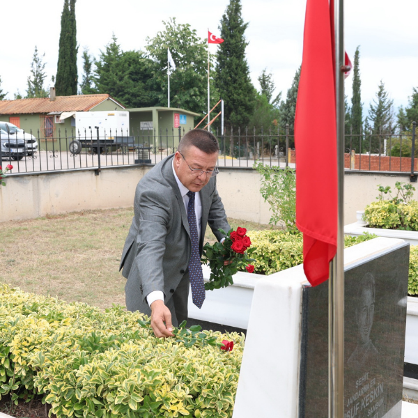 Derince’de 17 Ağustos deprem şehitleri dualarla anıldı
