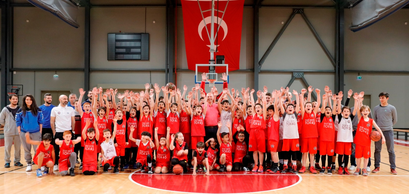 Tofaş Spor Kulübü’nden çocuklara, gençlere ve Türk basketbolunun geleceğine yatırım