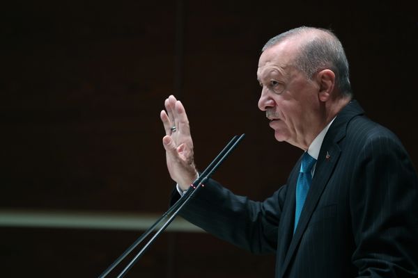 Cumhurbaşkanı Erdoğan, Rize Valiliğini ziyaret etti