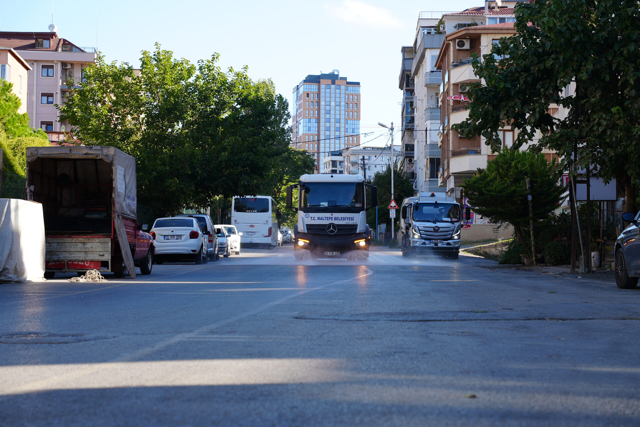 Maltepe’de Cevizli Mahallesi’nde temizlik çalışması yapıldı