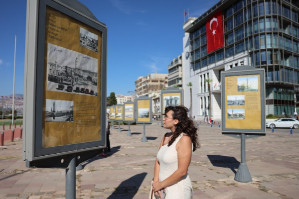 İzmir’in 125 yıllık simgesi Saat Kulesi sergide anlatılıyor