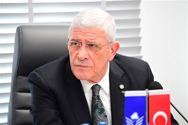 Dervişoğlu: Açtığımız al bayrak rehberimiz olsun