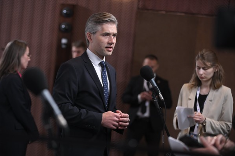 Budrys: Rusya üzerindeki baskı yeni seviyeye taşındı